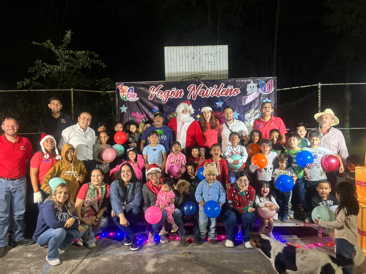 LLEGA VAGÓN NAVIDEÑO A COMUNIDAD EL NUEVO NARAJAL